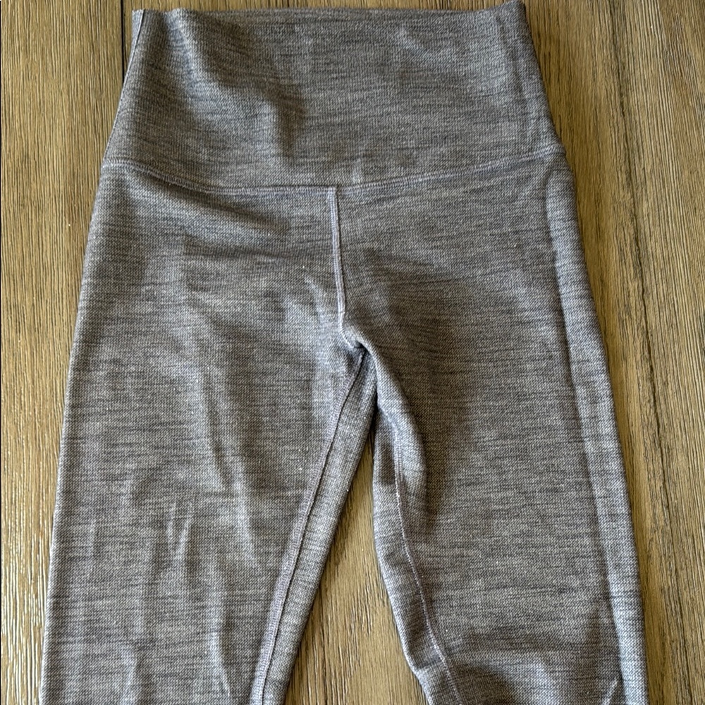 Lulu lemon heather gray leggings